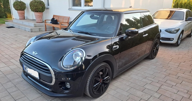 MINI ONE cena 65900 przebieg: 26500, rok produkcji 2019 z Ostrołęka małe 172